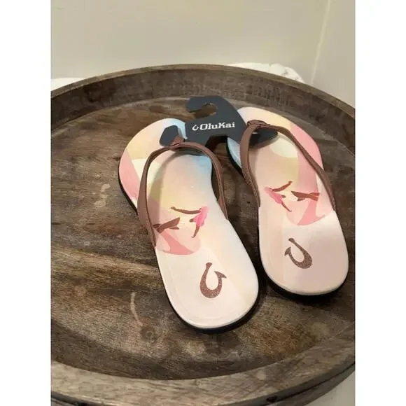 Olukai Women's Brown Strap Print Soul Sandal Size 11 brand new - Picture 2 of 5